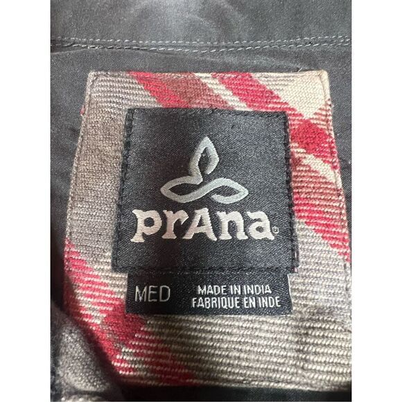 Prana Men’s Flannel Shirt Red‎ Gray Flannel Sz M Button Up Outdoor Gorpcore Hike - Picture 3 of 7